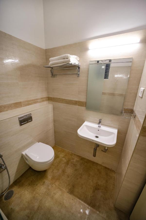 Avenue 11 Premium Stays มทุราย ภายนอก รูปภาพ